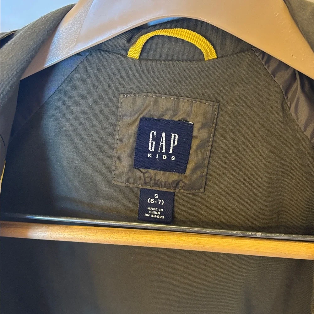 Gap Performance windbreaker  Jacket! 6:7